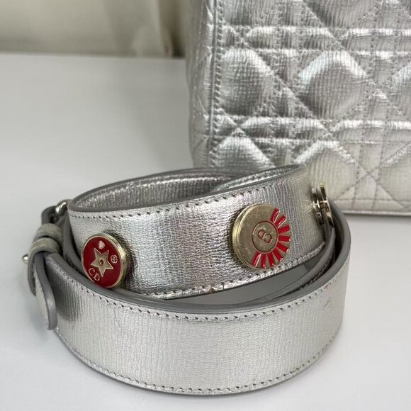 Dior Silver Leather Medium Lady Dior Shoulder Bag with Quilted Design - Picture 3 of 12